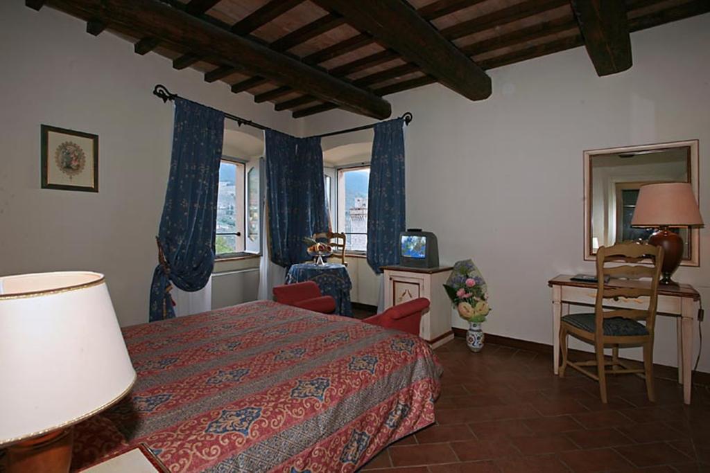 Antica Dimora Alla Rocca Trevi Luaran gambar